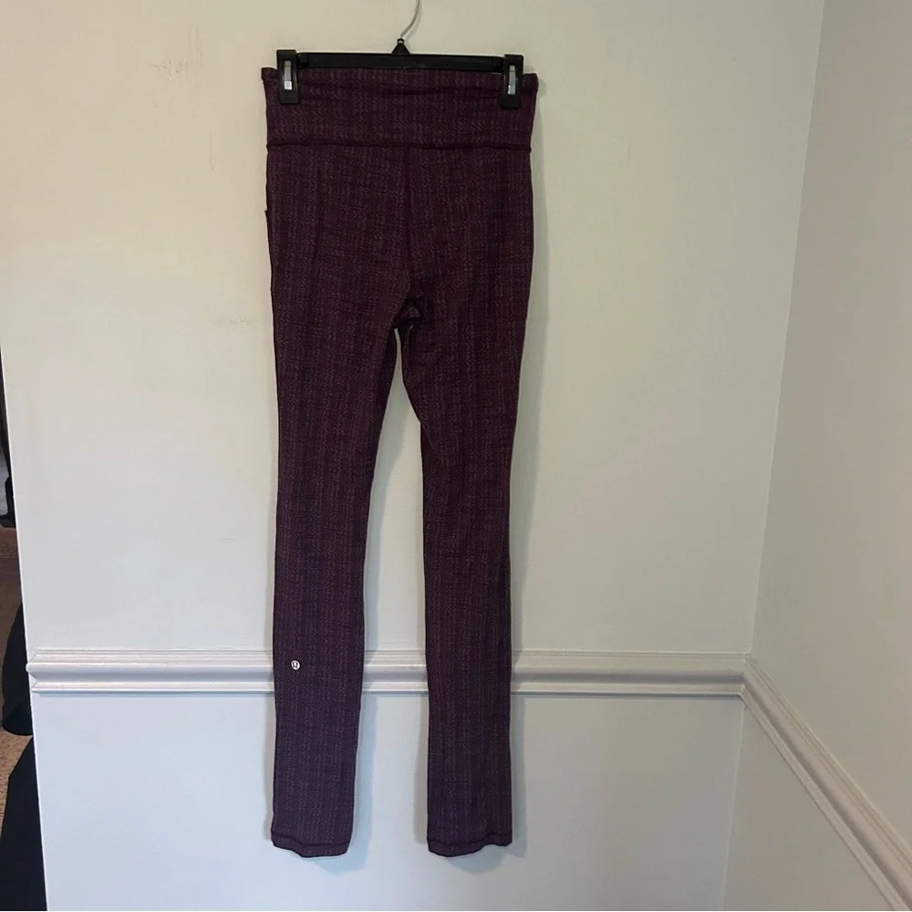 Lululemon Plum Skinny Will Yoga Pants Size 6